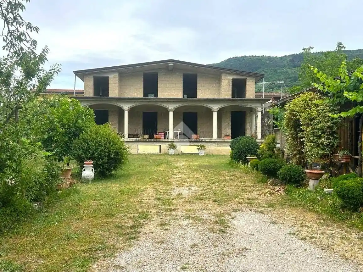 Villa in vendita a Santo Stefano del Sole