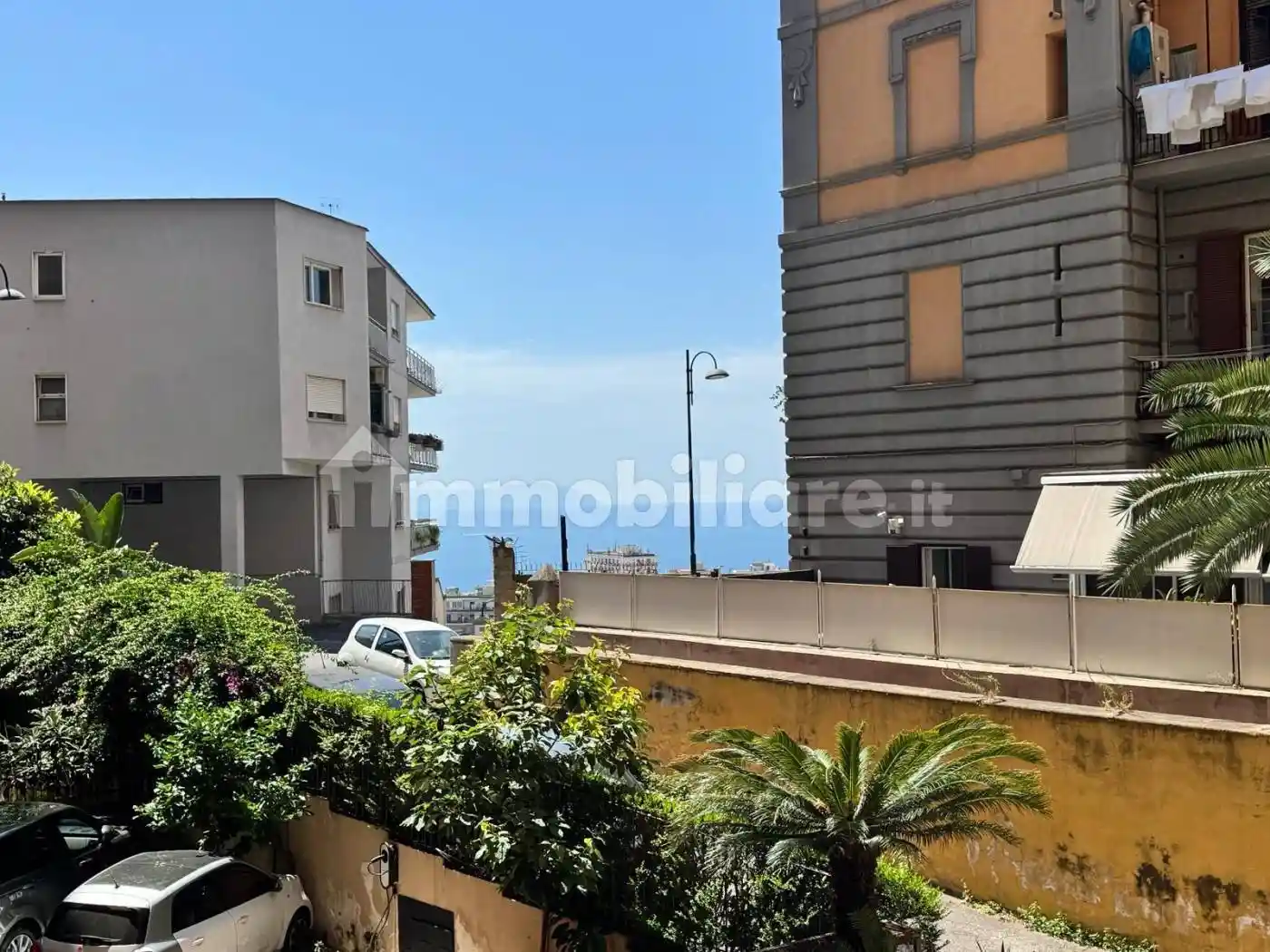 Appartamento in vendita a Napoli
