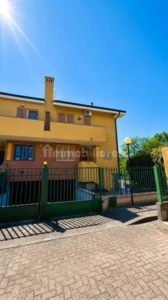 Villetta a schiera in affitto a Landriano