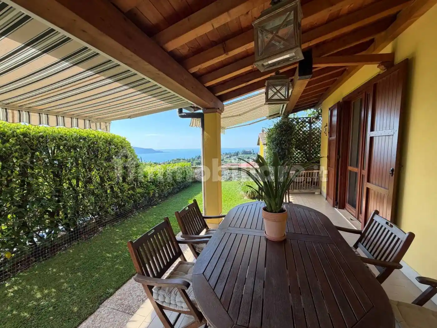 Villa in vendita a Toscolano-Maderno