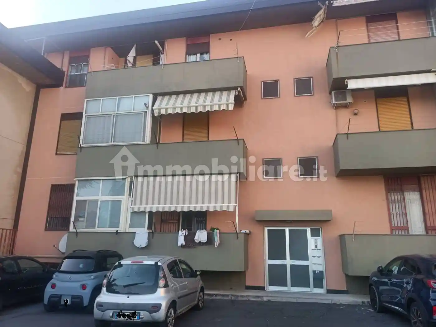 Appartamento in vendita a Camporotondo Etneo