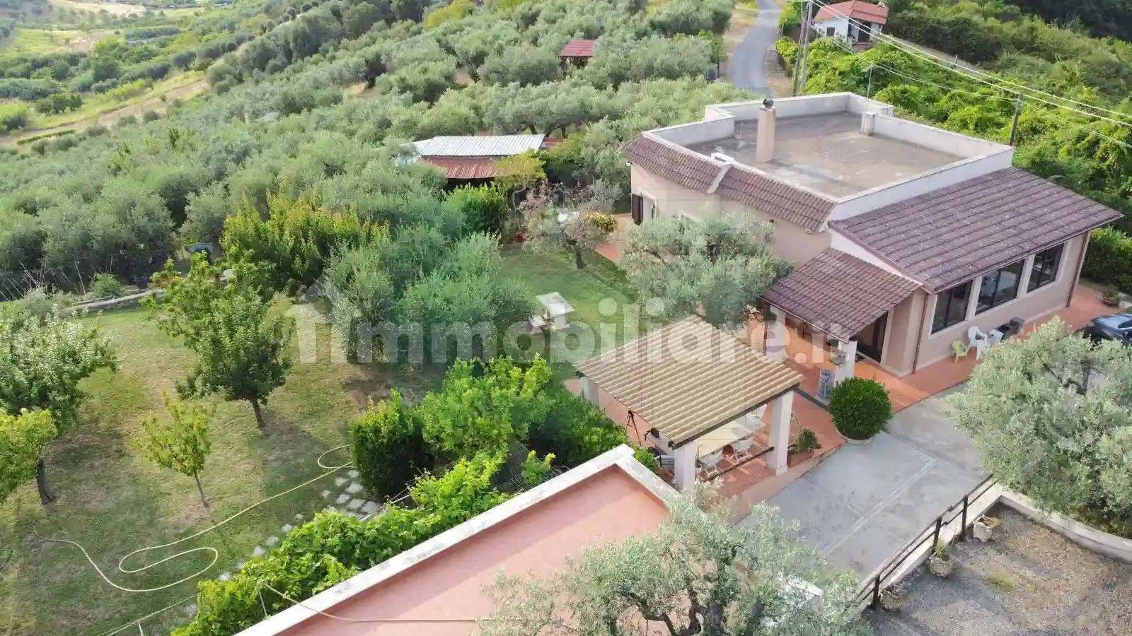 Villa - foto 2
