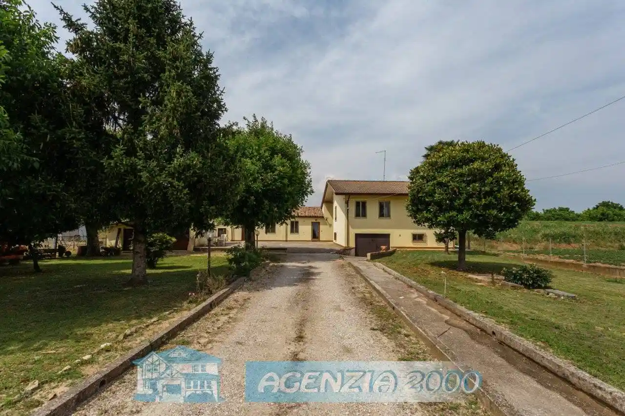 Casa indipendente in vendita a Anguillara Veneta
