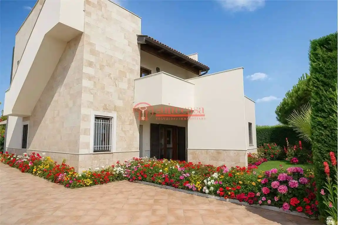 Villa in vendita a Trani