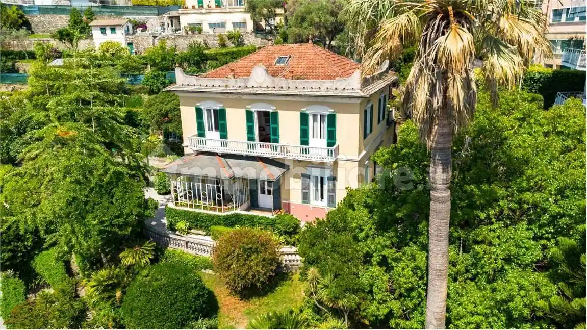 Villa in vendita a Rapallo