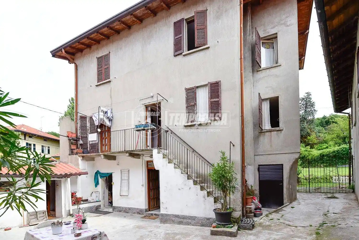 Casa indipendente in vendita a Capiago Intimiano