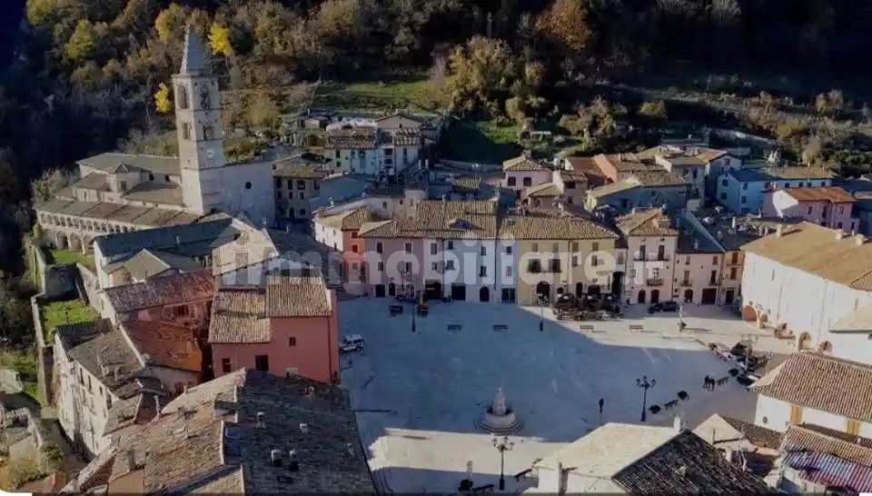 Appartamento in vendita a Leonessa
