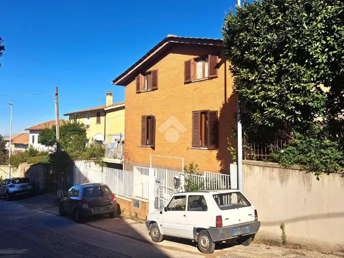 Appartamento in vendita a Albano Laziale