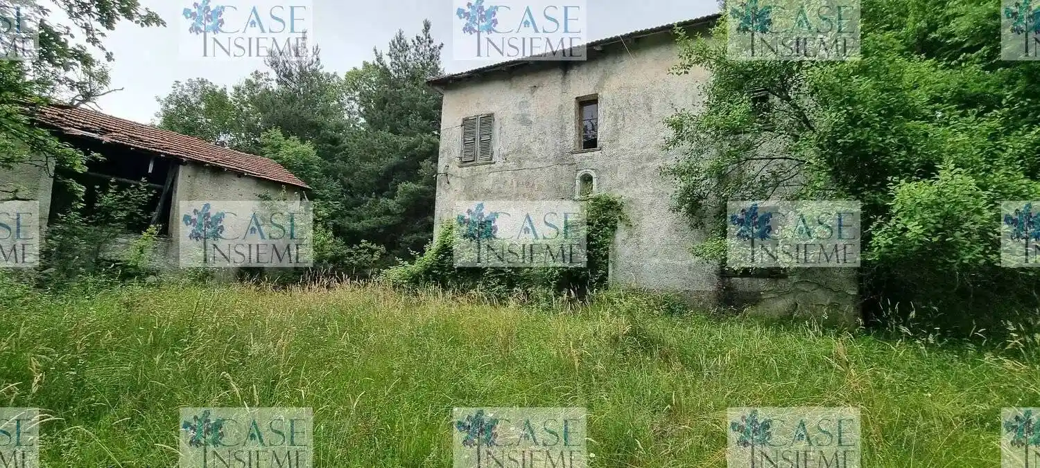 Villa in vendita a Rossiglione