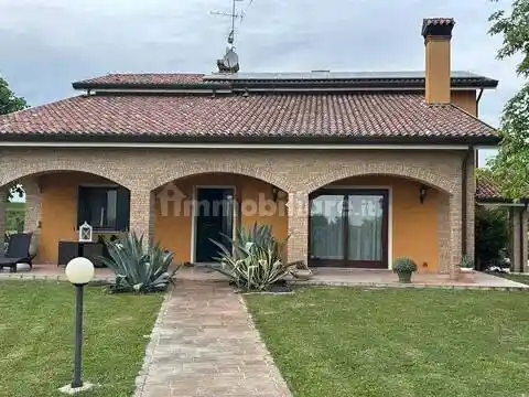 Villa in vendita a Torre di Mosto