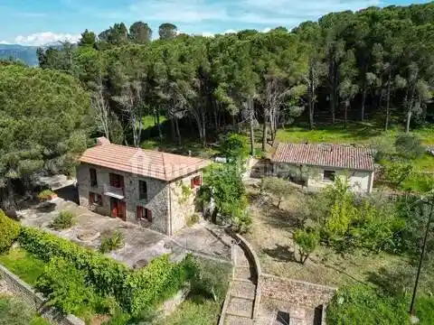 Villa in vendita a Castelbuono