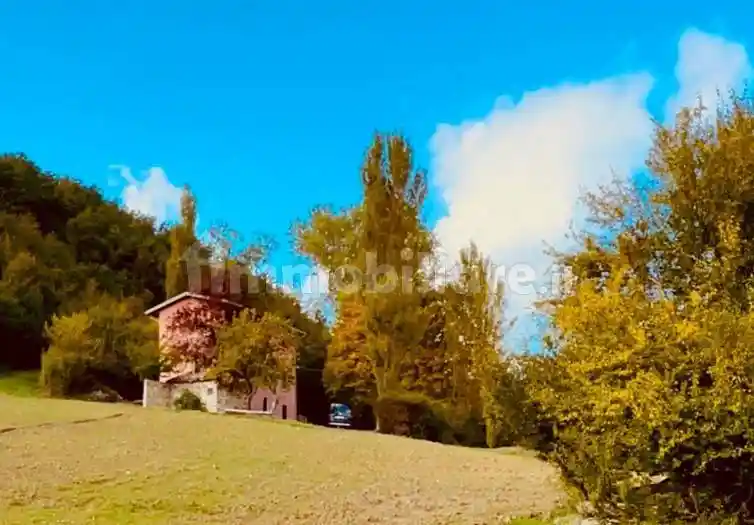 Rustico - Casale in vendita a Castiglione dei Pepoli