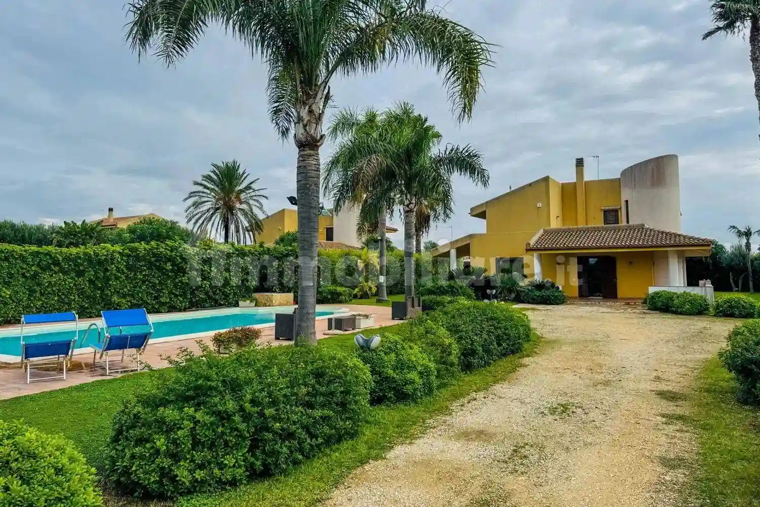 Villa - foto 2