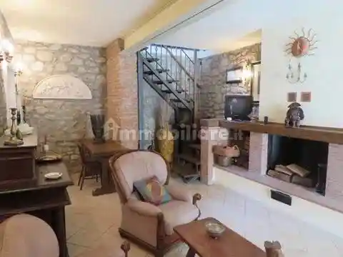 Villa in vendita a Pontremoli