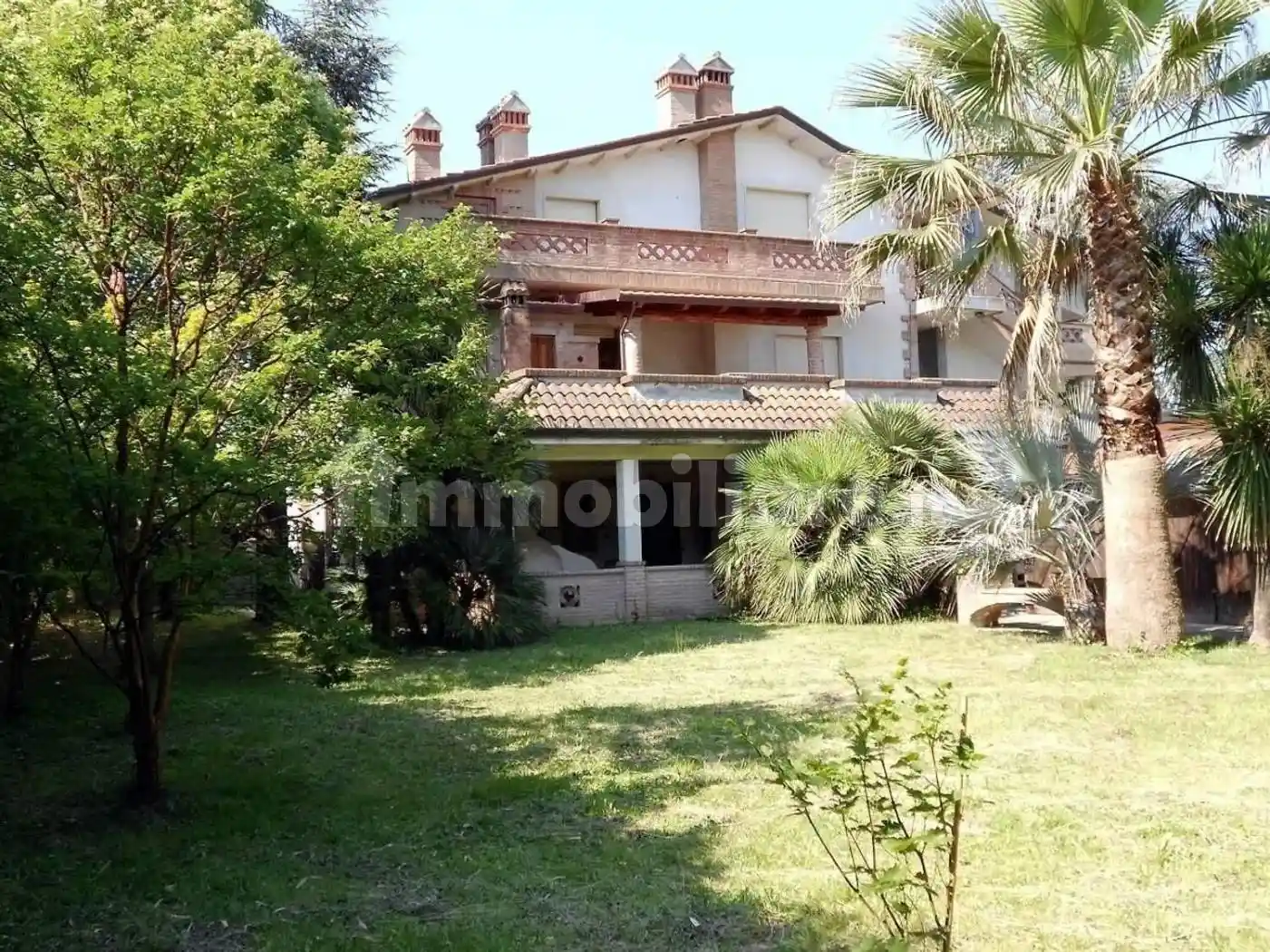 Villa in vendita a Sarzana