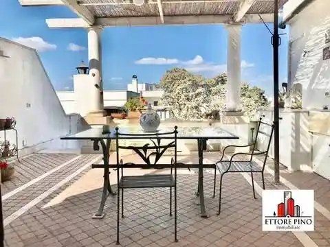 Villa in vendita a Neviano