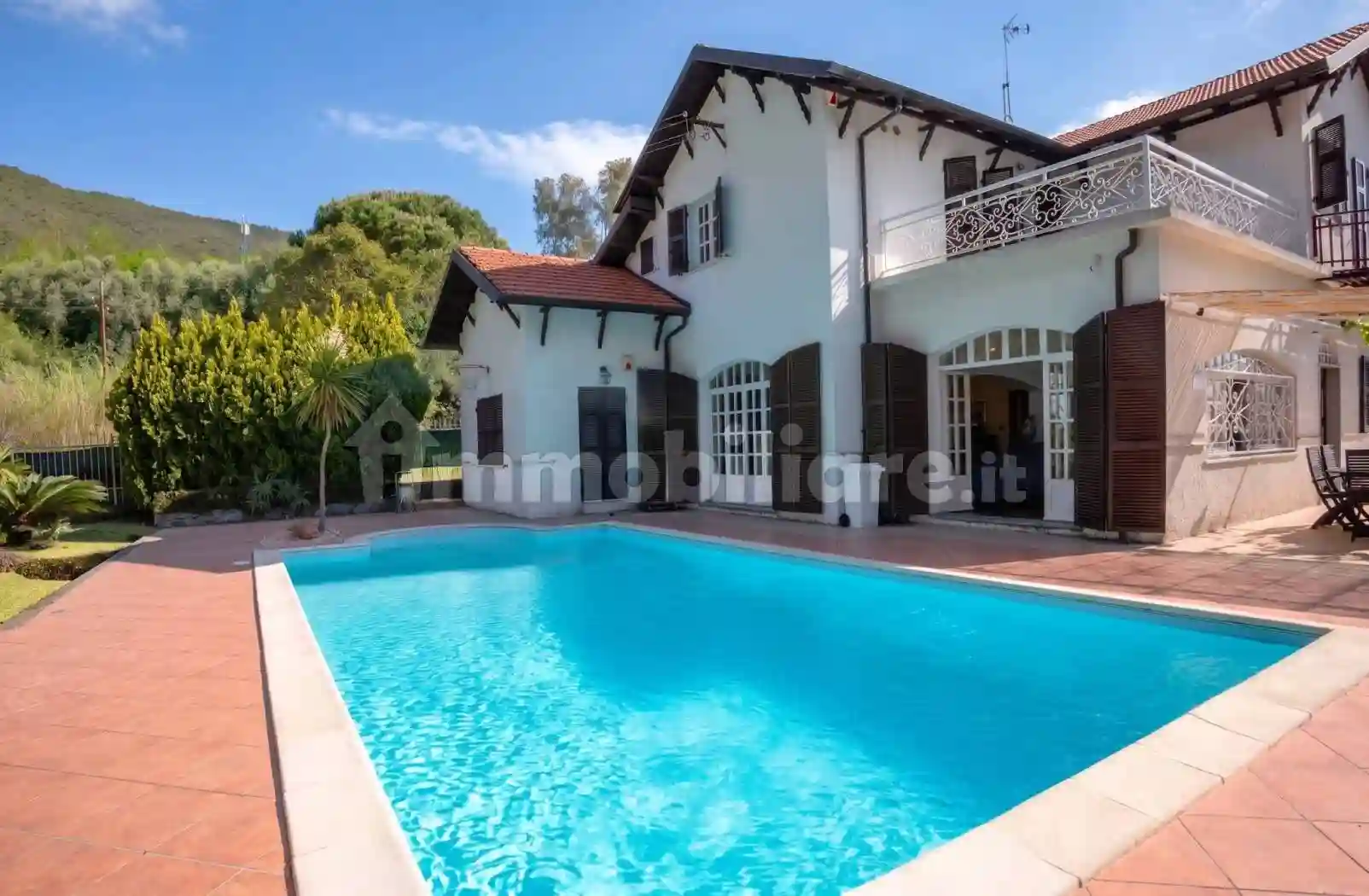 Villa - foto 2