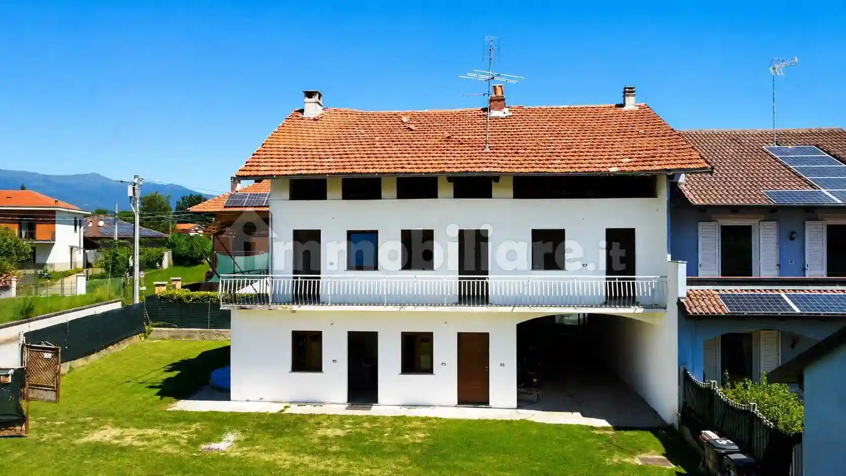 Villa - foto 2