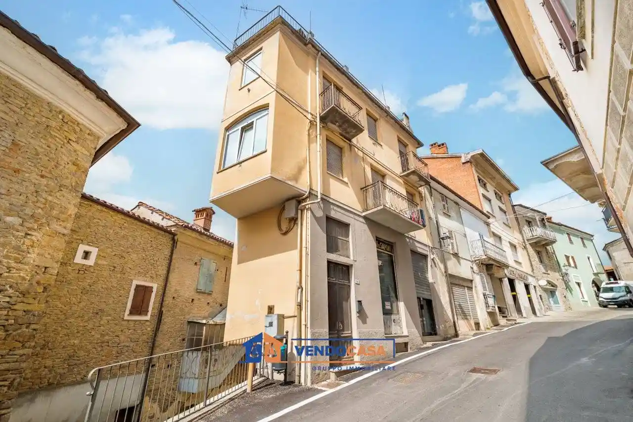 Casa indipendente in vendita a Murazzano