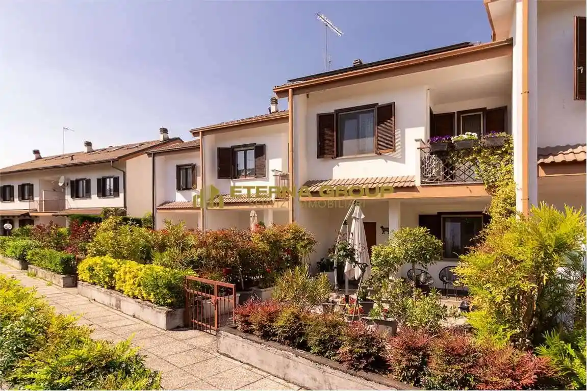 Villetta a schiera in vendita a Trofarello
