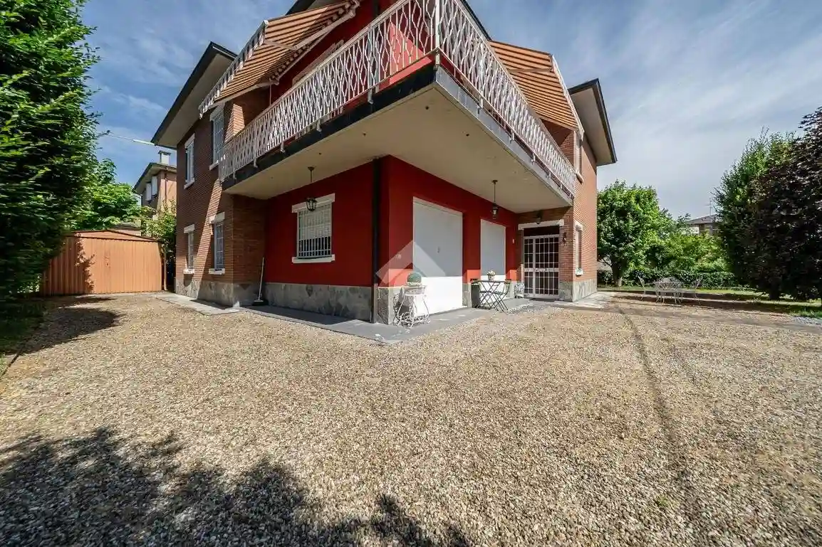 Villa - foto 2