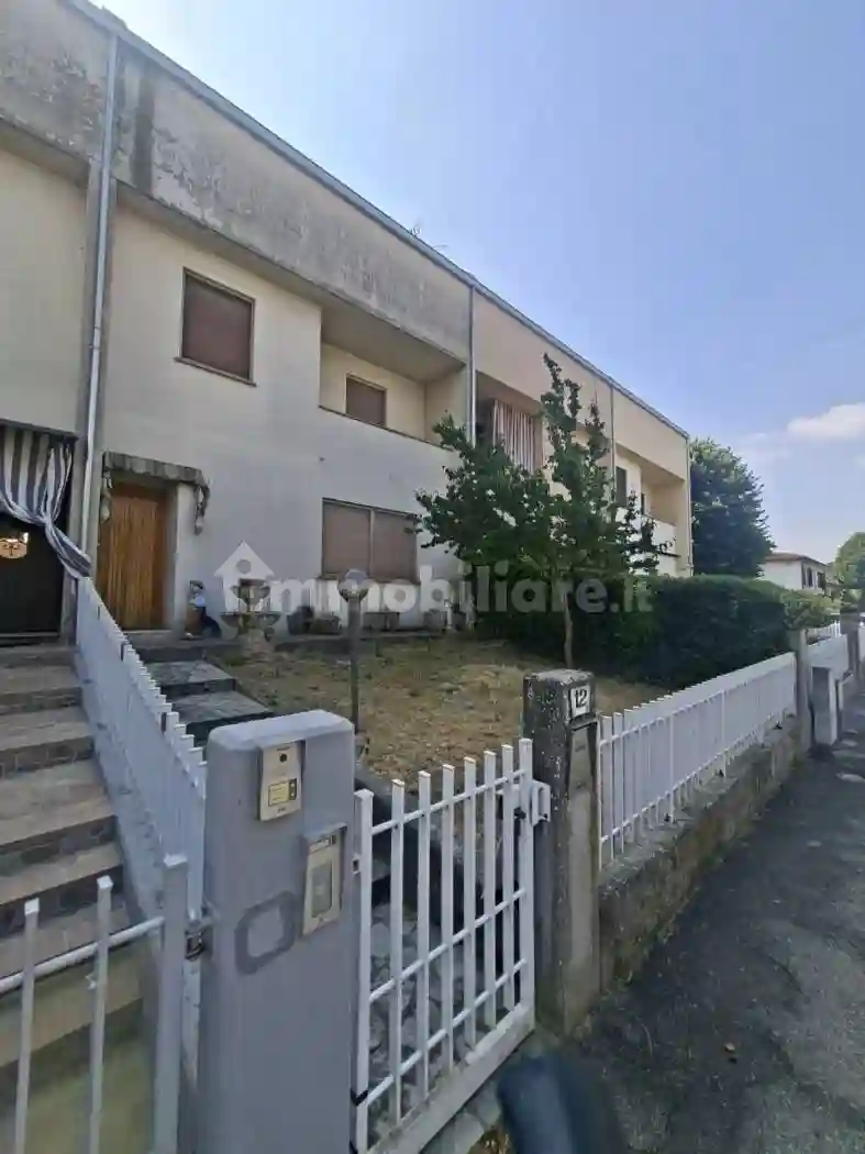 Villetta a schiera - foto 2