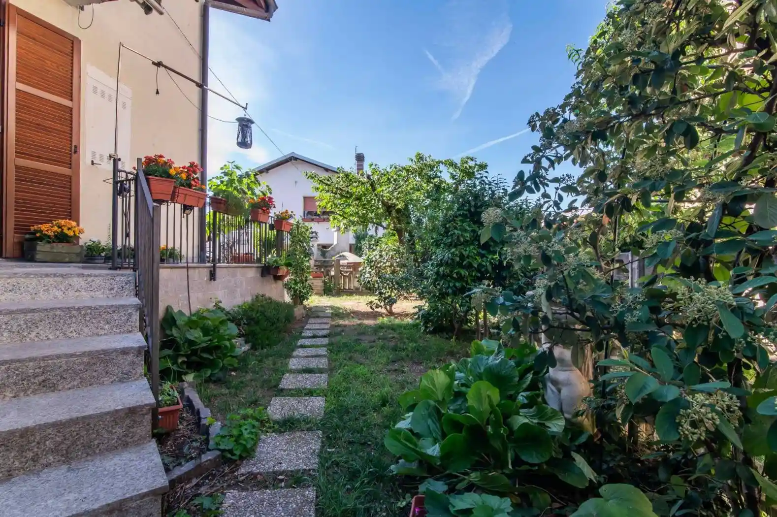Villetta a schiera in vendita a Lonate Ceppino