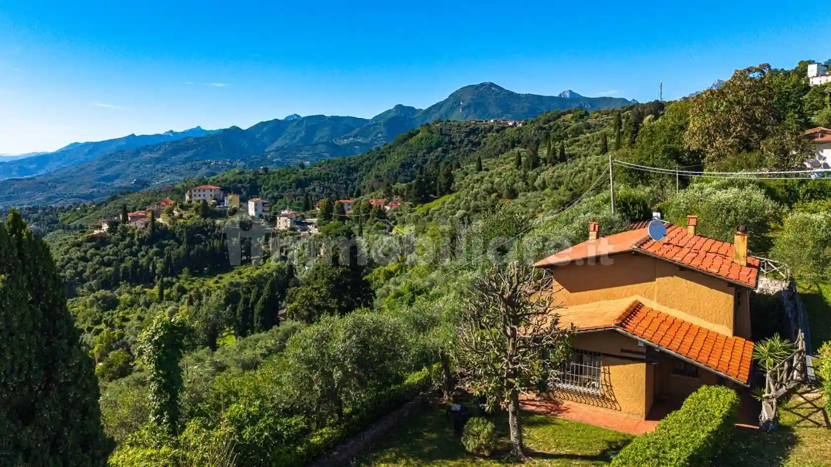 Villa - foto 2
