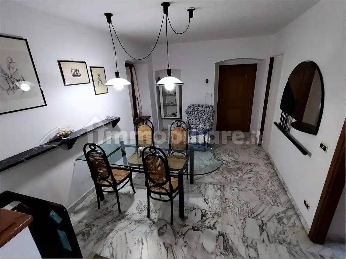 Appartamento in vendita a Luni