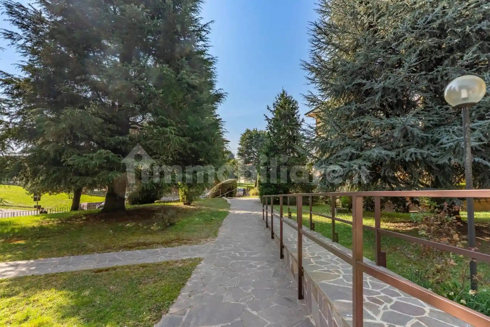 Appartamento in vendita a Busnago