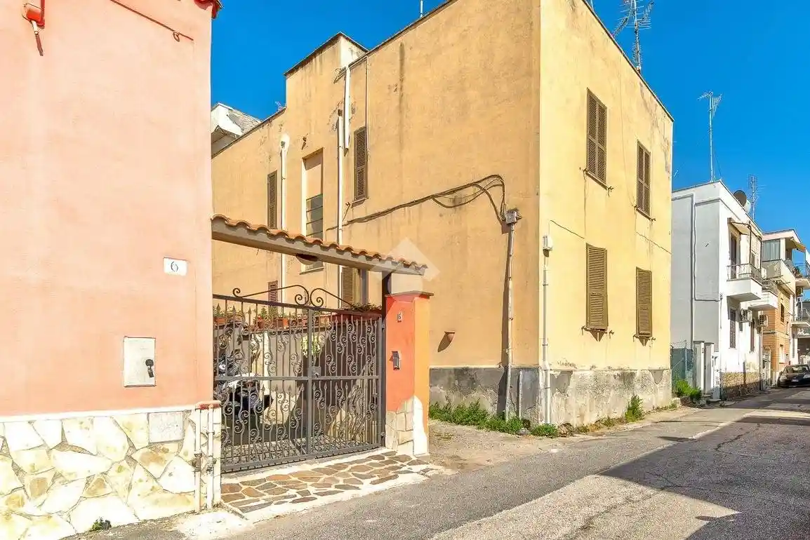 Appartamento in vendita a Civitavecchia
