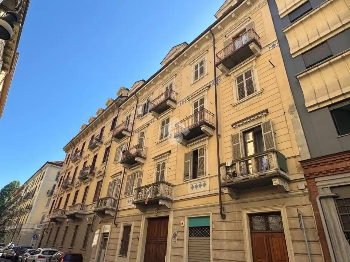 Appartamento in vendita a Torino