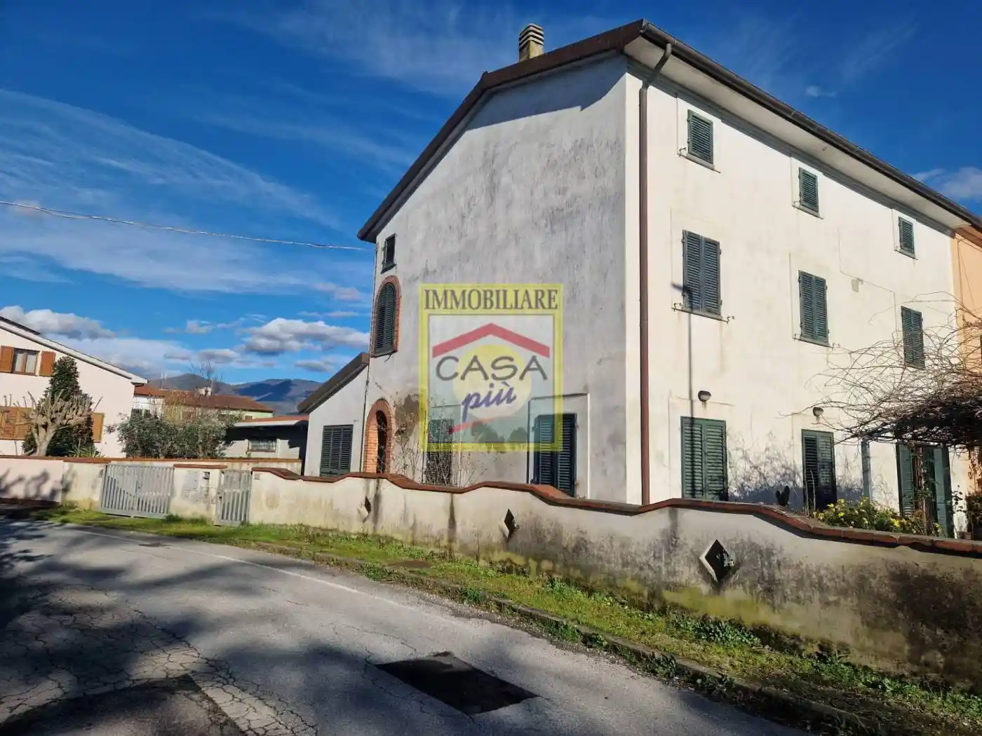 Rustico - Casale in vendita a Cascina