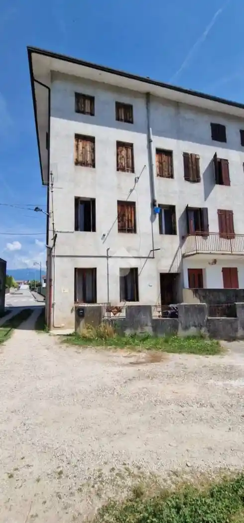 Villa in vendita a Loria