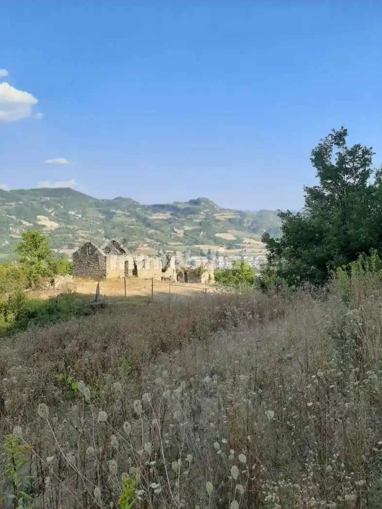 Rustico - Casale in vendita a Denice