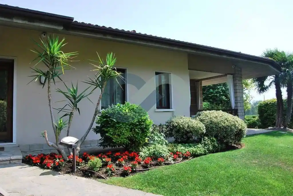Villa in vendita a Botticino