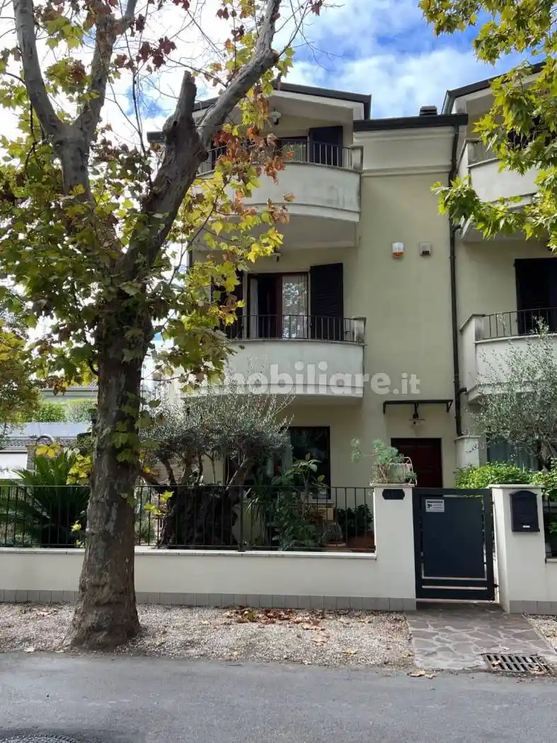 Casa indipendente in vendita a Cesenatico