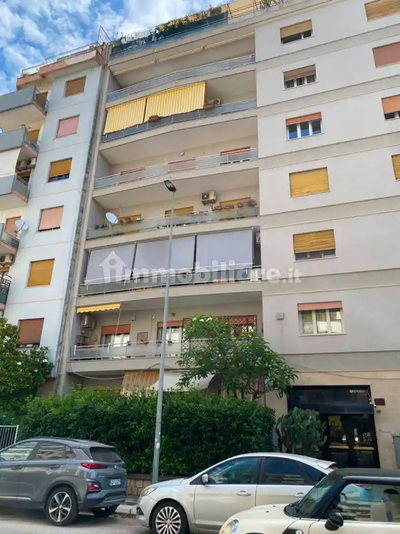 Appartamento in affitto a Palermo