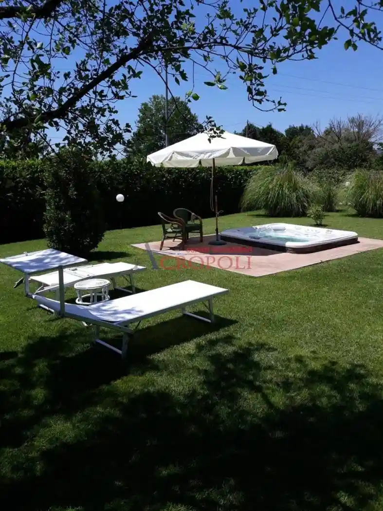 Villa in vendita a Trevignano Romano