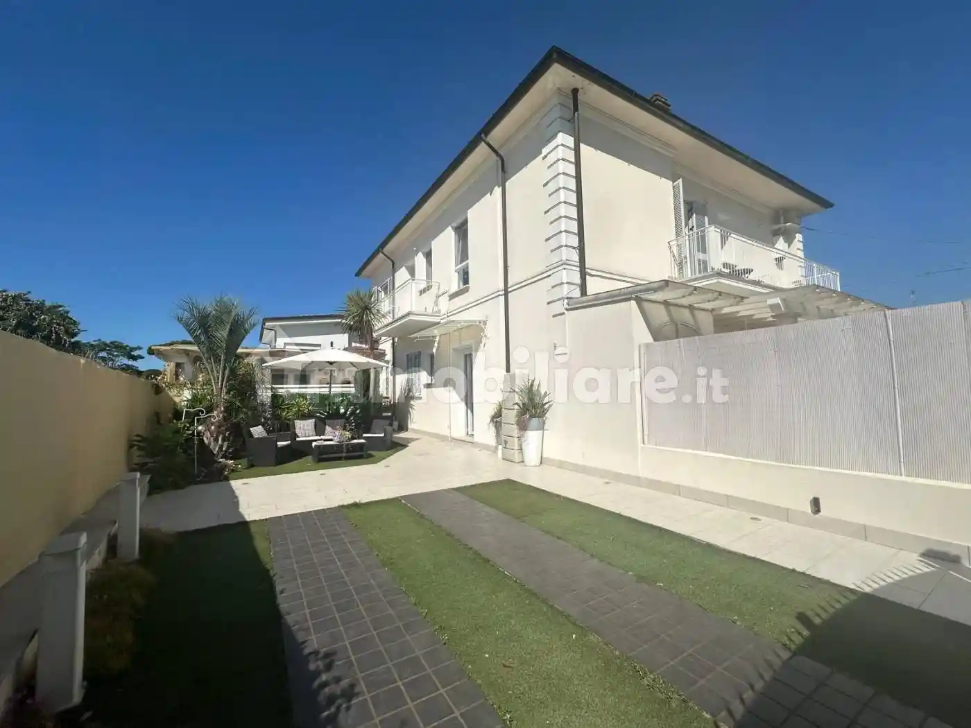Villa in vendita a Pietrasanta