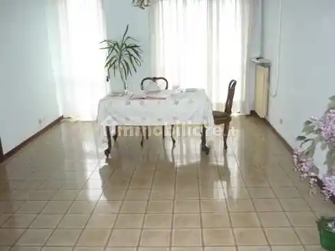 Appartamento in vendita a Modena