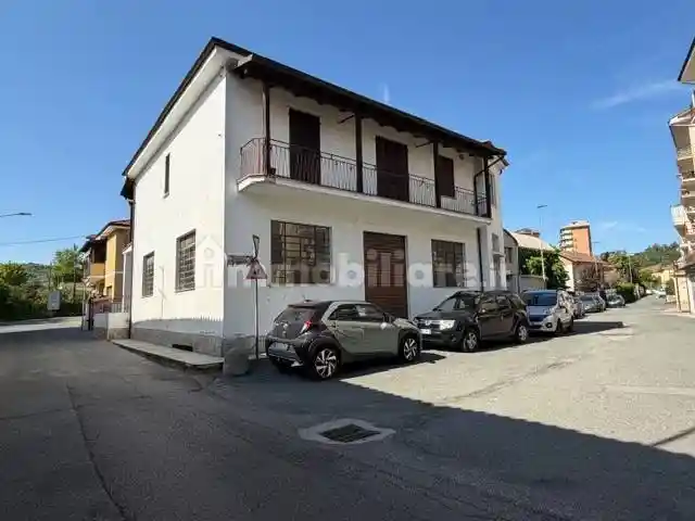 Casa indipendente in vendita a Acqui Terme