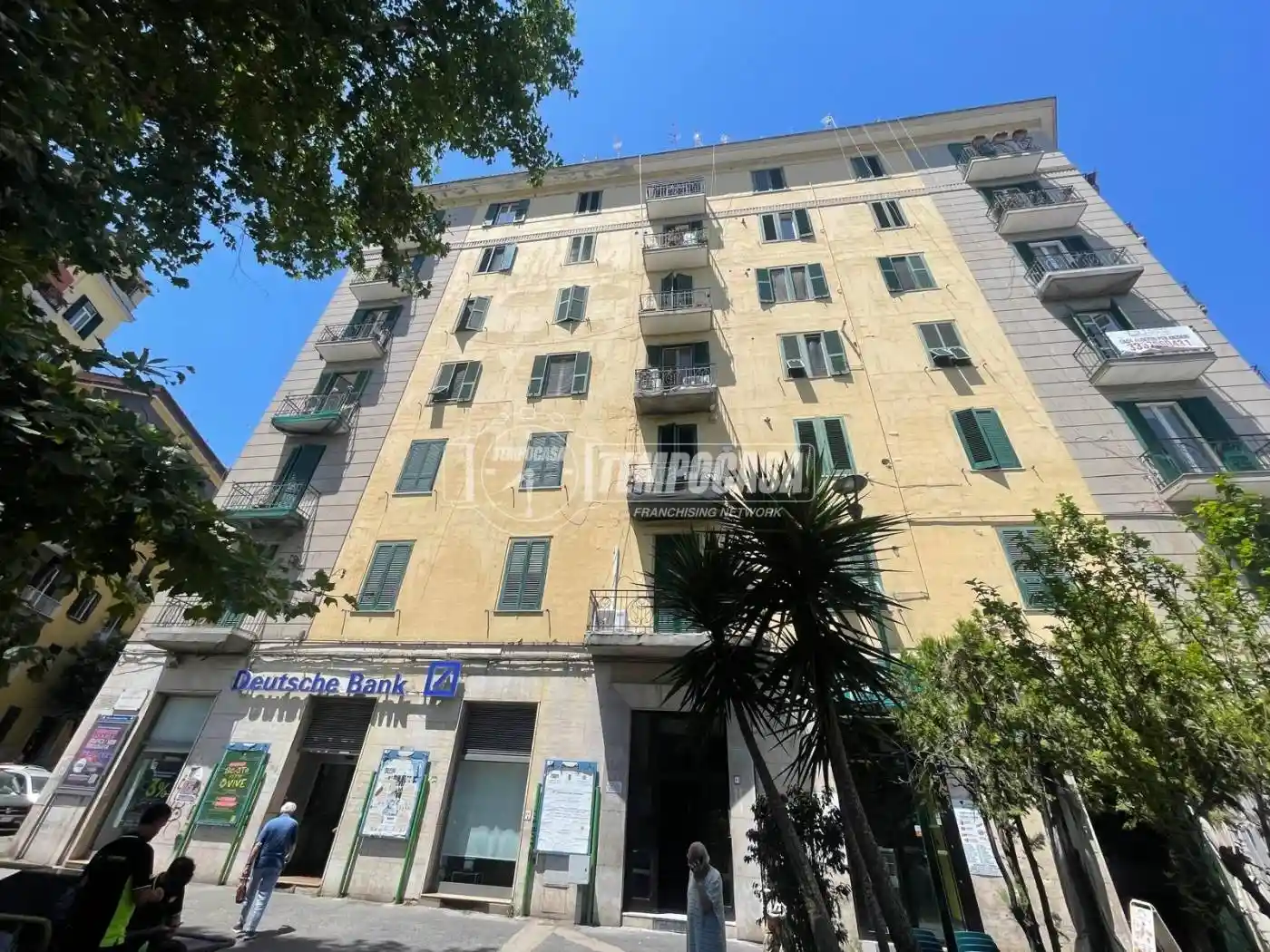 Appartamento in vendita a Napoli