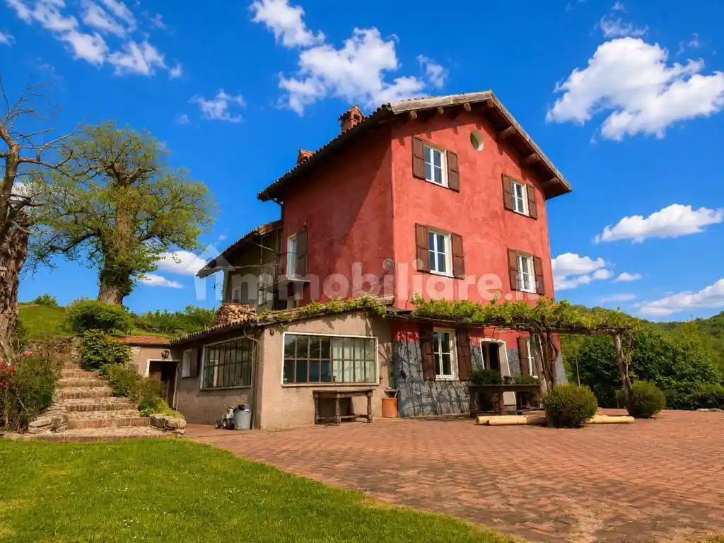 Villa in vendita a Busalla
