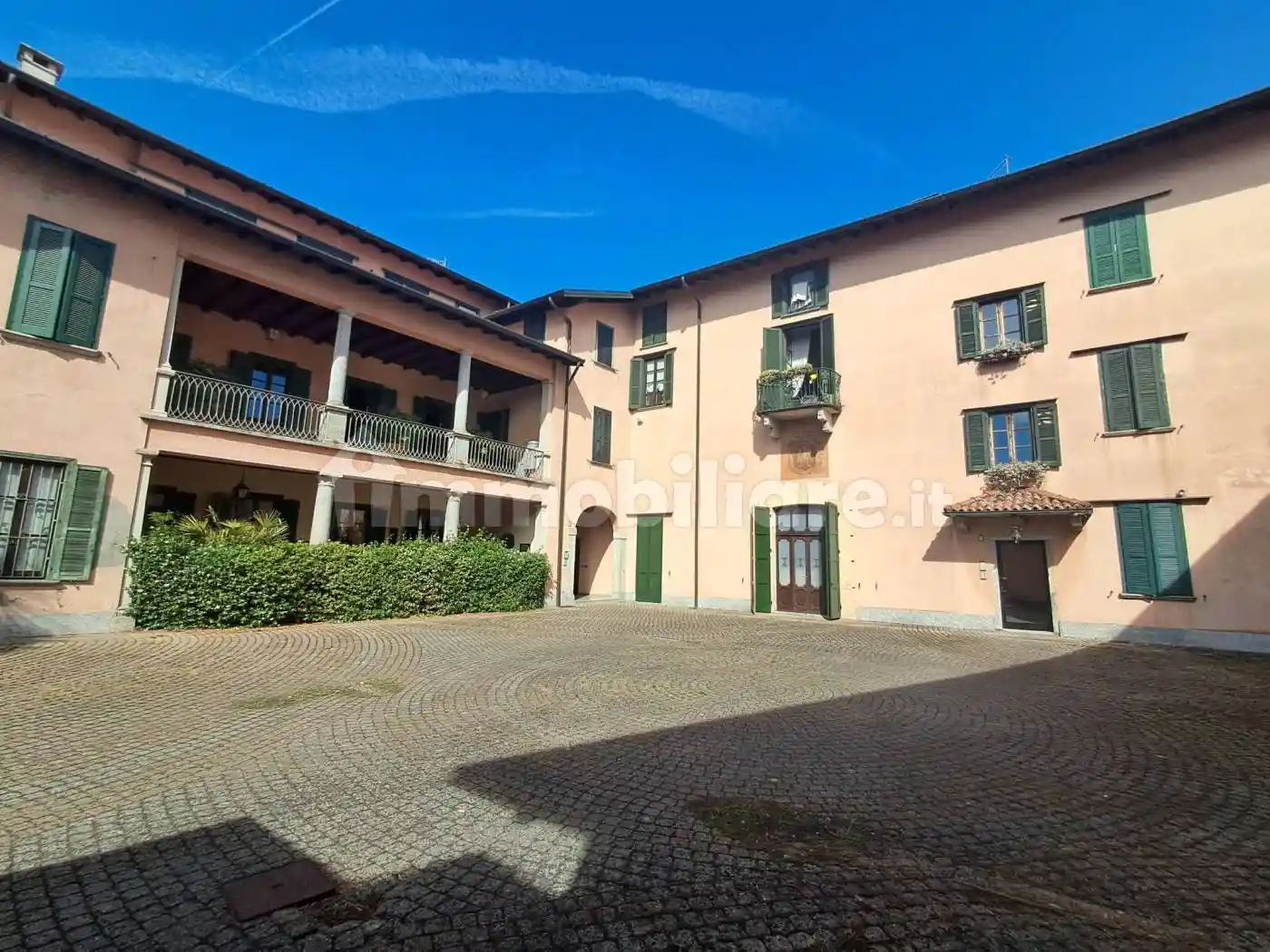 Appartamento in vendita a Besozzo