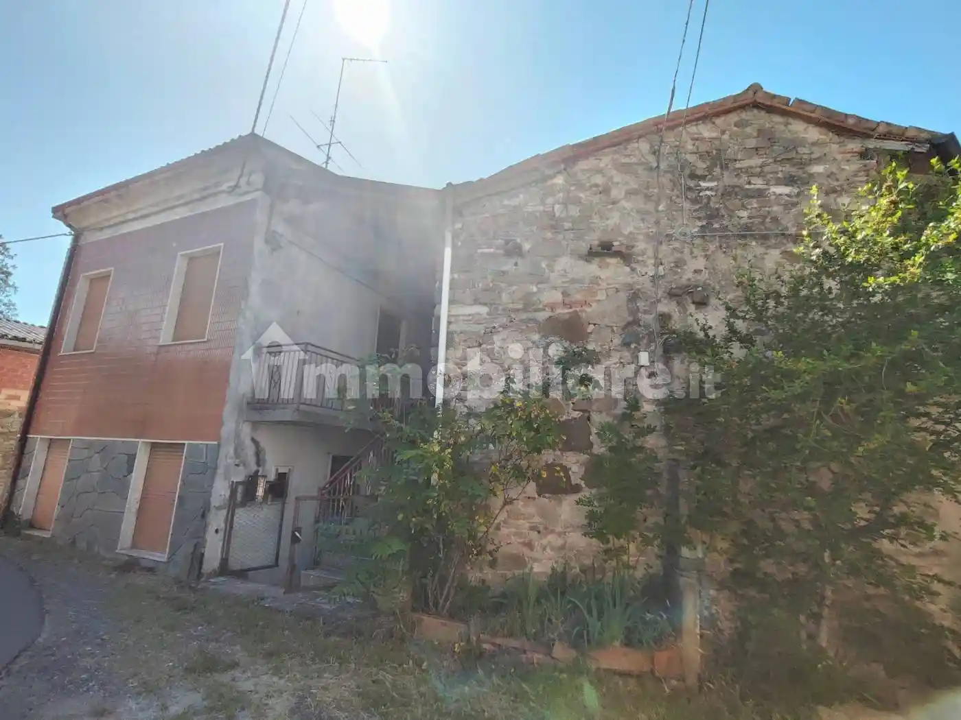 Casa indipendente in vendita a Alta Val Tidone