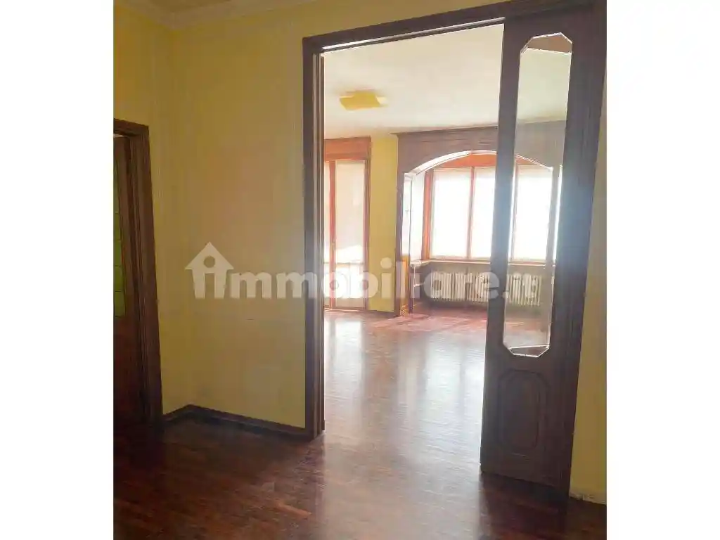 Appartamento in vendita a Parma