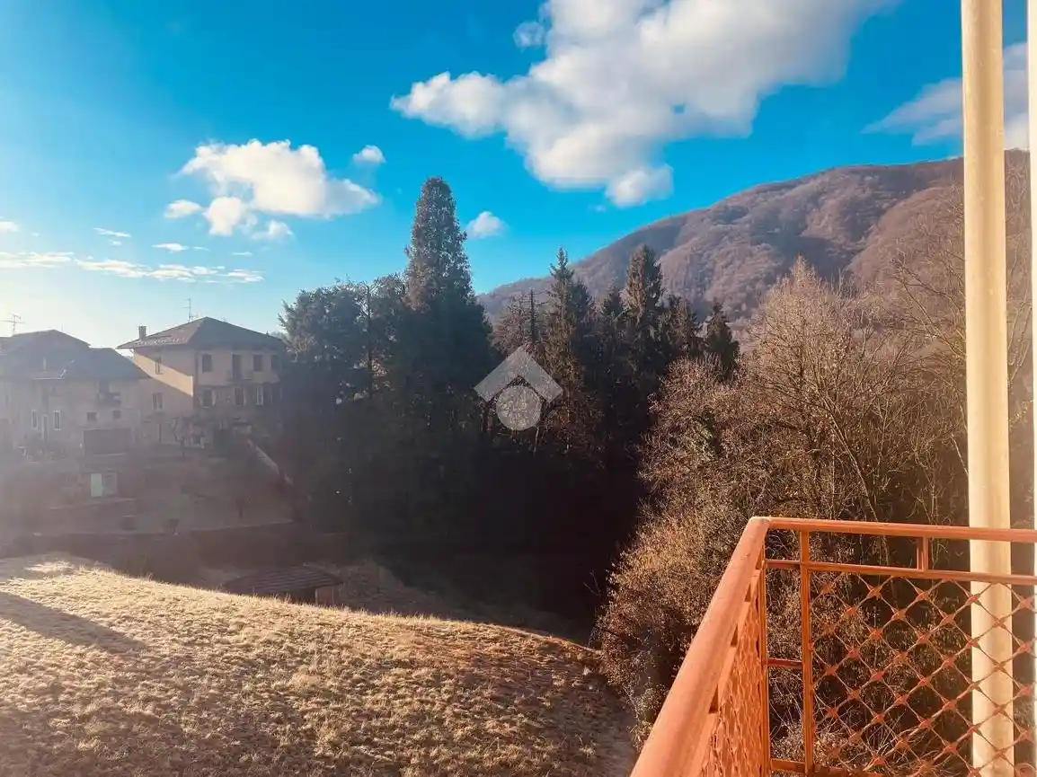 Appartamento in vendita a Valdilana
