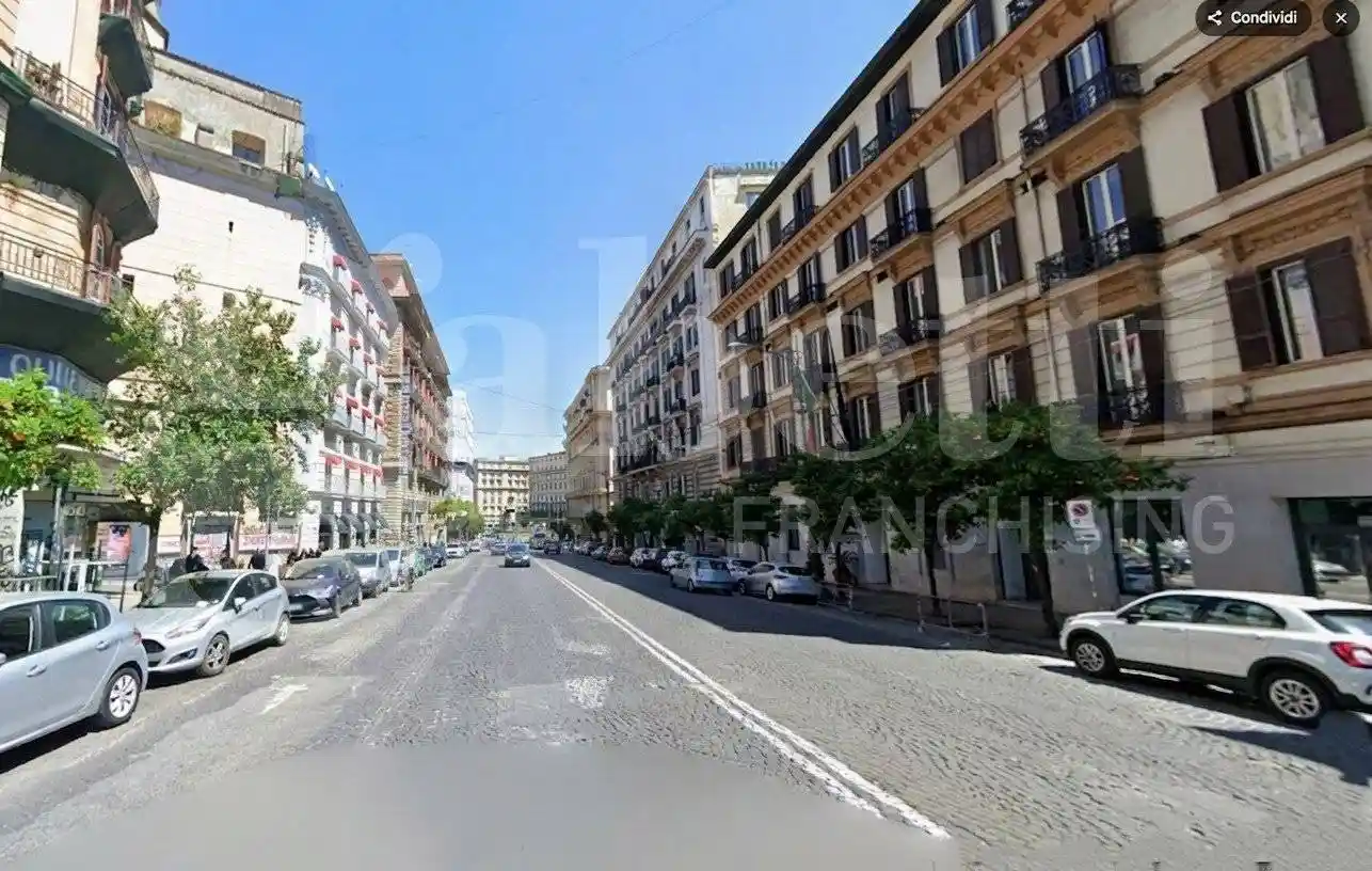 Appartamento in affitto a Napoli