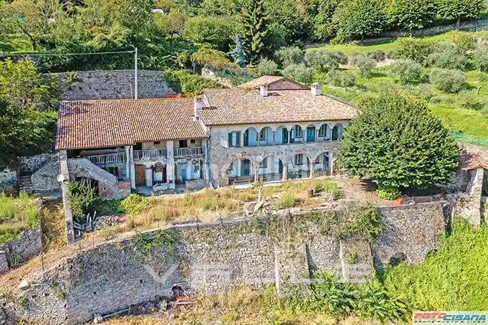Villa in vendita a Bergamo